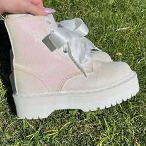Dr. Martens Molly Fine Glitter Platform Boots Sz 7!